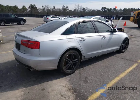 2012 Audi A6 3.0 Premium z USA, uszkodzony, nr VIN WAUGGAFC0CN148624